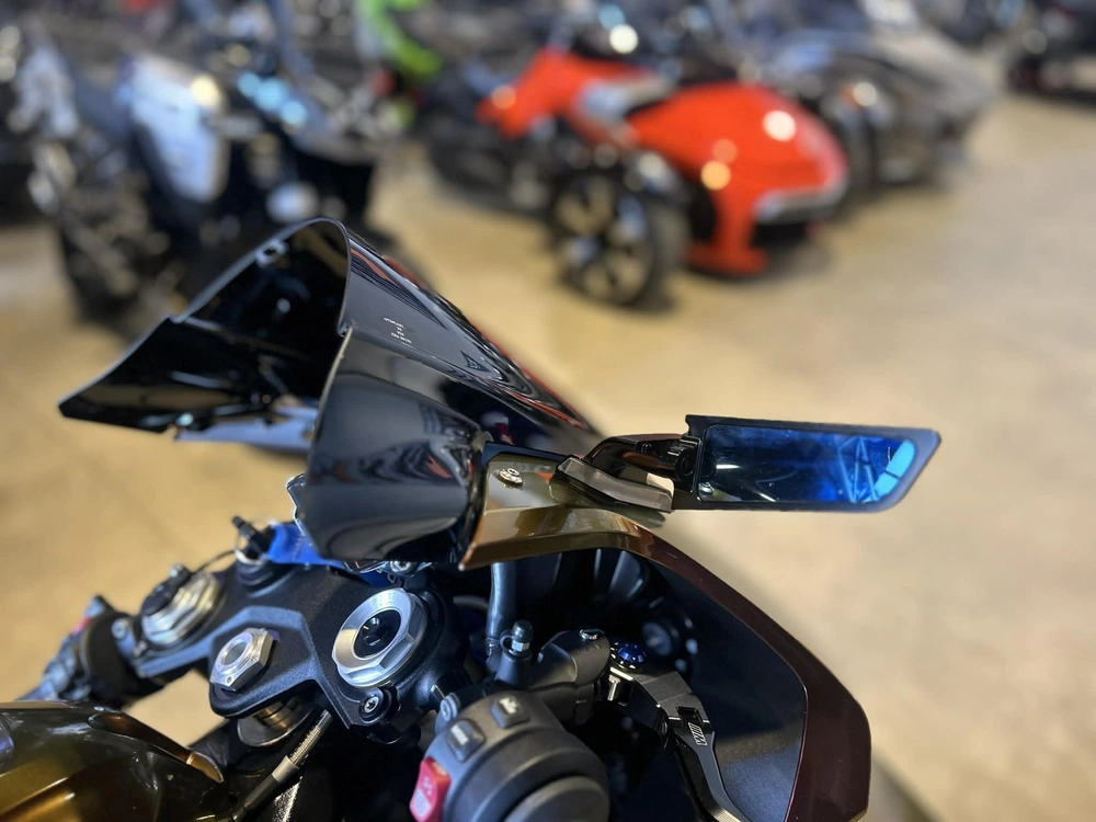 Bmw S1000rr 2025 alt