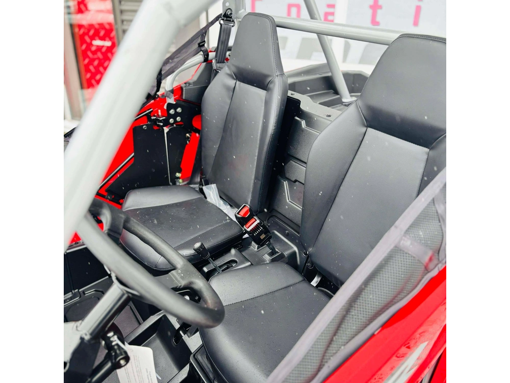 Polaris Rzr 200 Efi Z26hca18a7 2026 alt