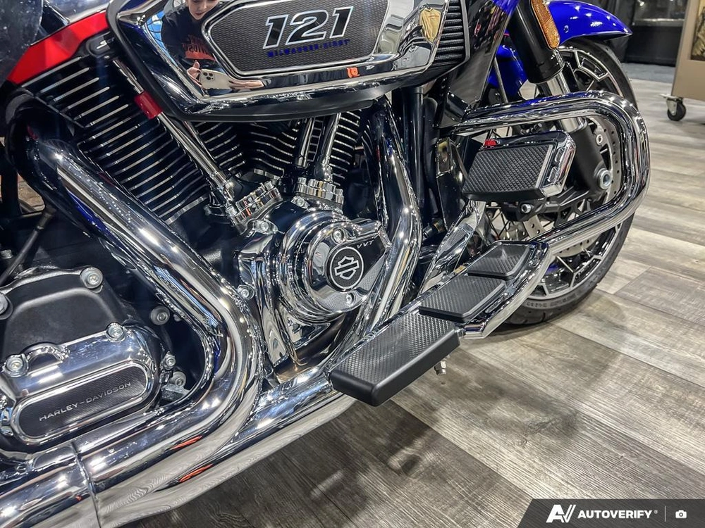 2025 Harley-davidson Fltrxse - Cvo™ Road Glide® alt