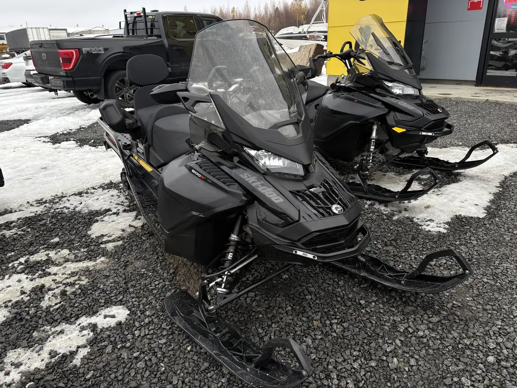 2021 Ski-Doo expedition wt le 600r , financement disponible.