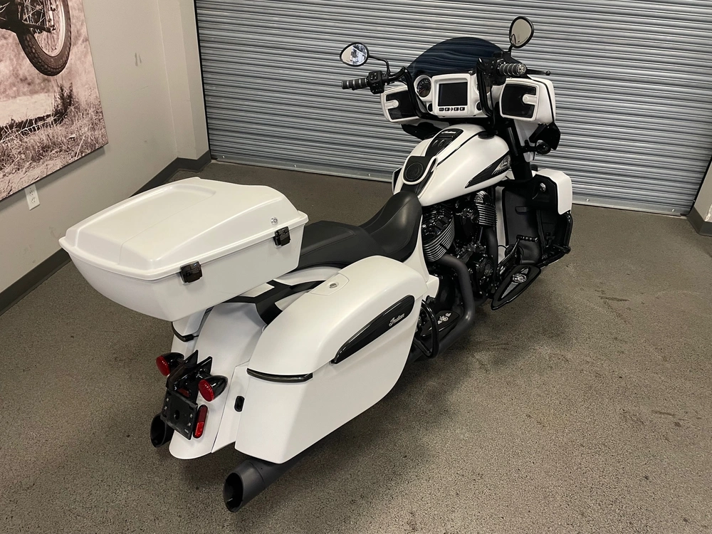 2019 Indian Motorcycle Chieftain Dark Horse alt