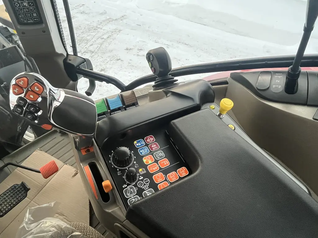 2021 Case IH Vestrum 100 A8