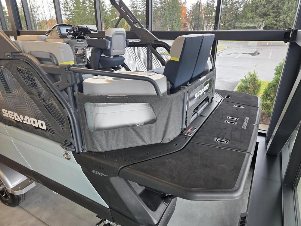 Sea-doo Switch Cruise Limited 21 - 230 Hp 2025 alt