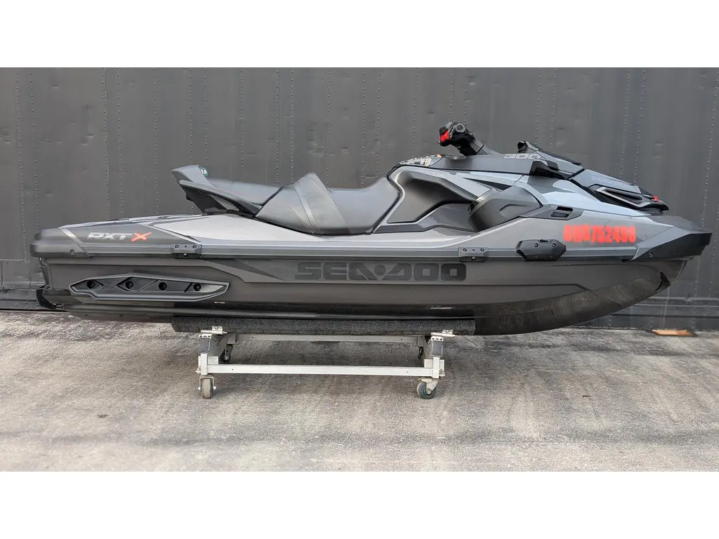 2023 Sea-Doo PWC RXT X 300 AUD BK IBR IDF 23