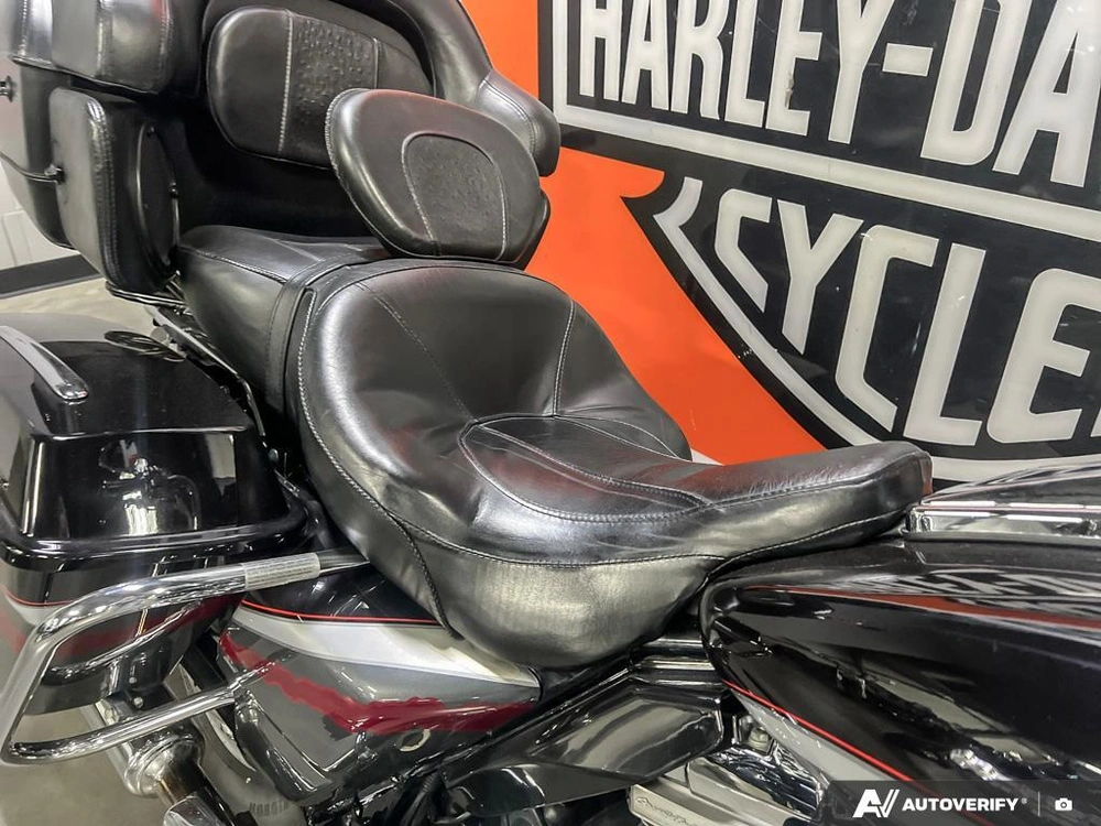 2006 Harley-davidson Flhtcuse Cvo Ultra Classic alt