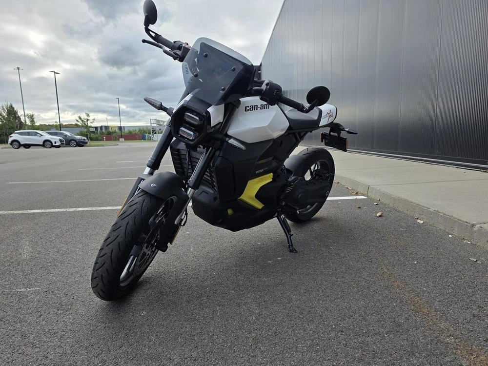 Can-am Pulse 2025 alt