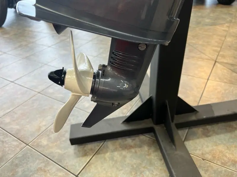 Yamaha F2.5SMHB 2025