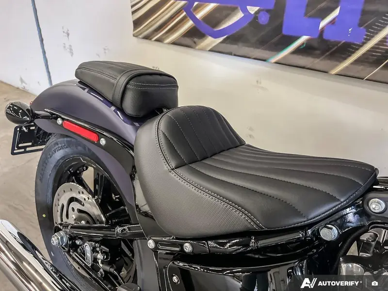 2025 Harley-Davidson FXBB - Street Bob® thumbnail 21