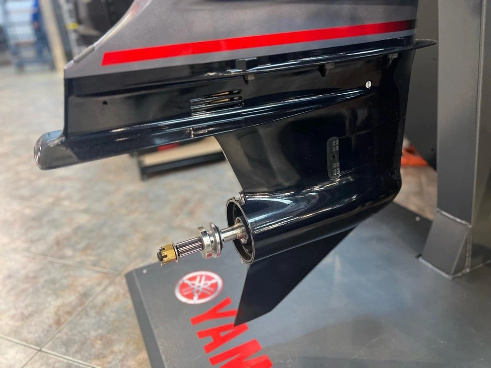 2025 Yamaha Vmax 250 Sho alt