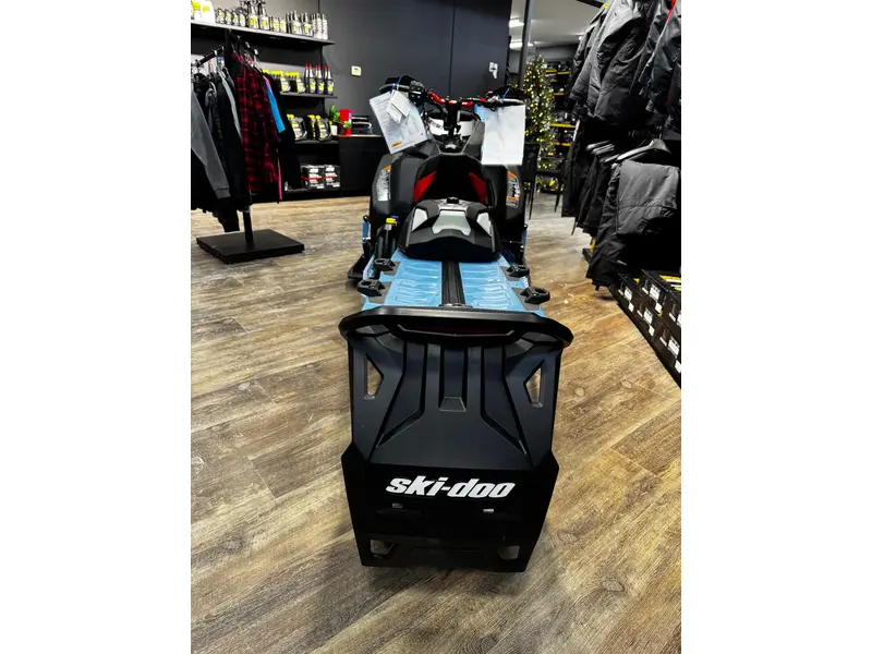 2026 Ski-Doo BACKCOUNTRY X-RS 146 (39") 850 E-TEC Turbo R PowderMax 2.0" SHOT w/ 10.25"