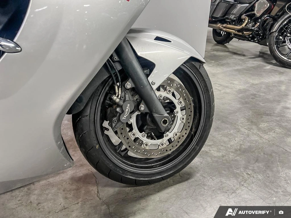 2011 Triumph Sprint Gt Sprint Gt 1050 alt