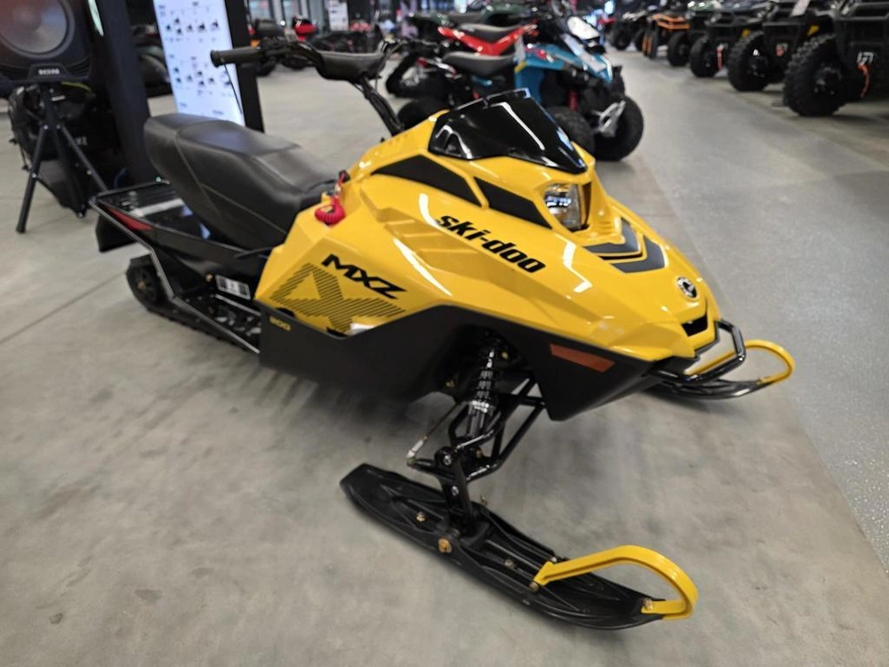 Ski-doo Mxz 200 2026 alt