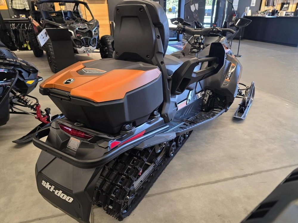 Ski-doo Grand Touring Le Platinum 2025 alt