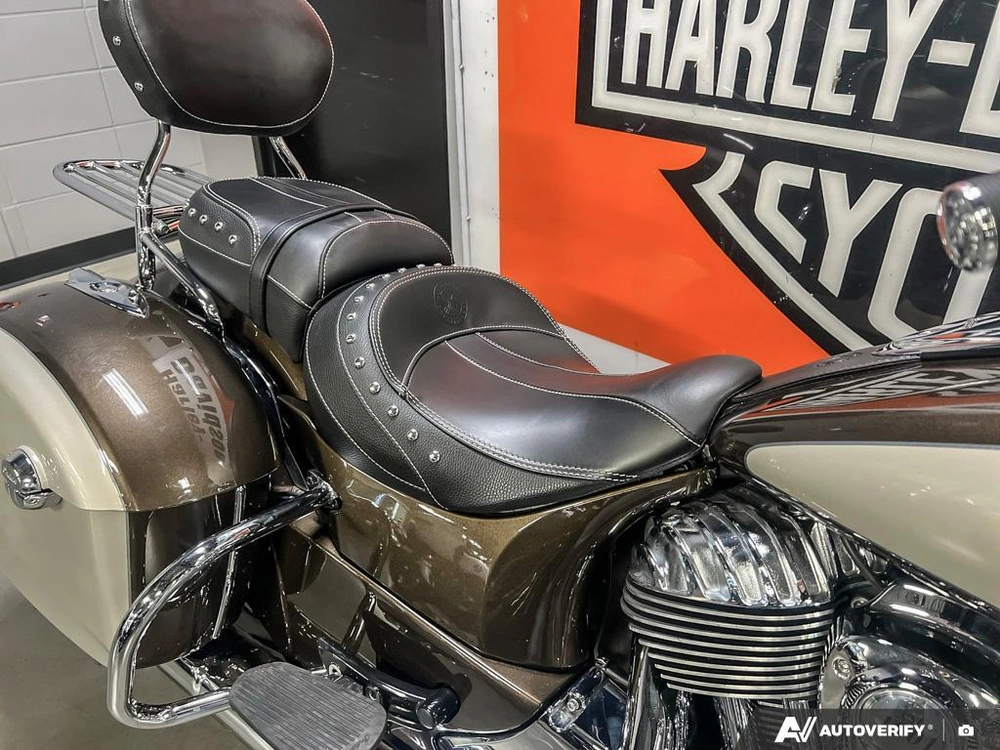 2024 Indian Motorcycle Springfield® Bronze Pearl/silver Qurtz alt