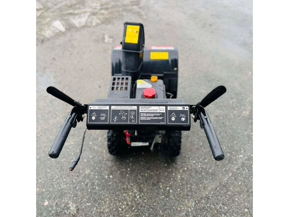 Yard Machine Souffleuse À Neige 22 Pouces 31bs63bd516 2015 alt