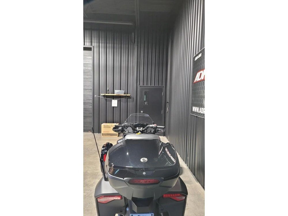 Can-am F3 Limited 2025 alt