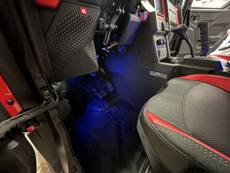 2026 Polaris XPEDITION XP 5 NORTHSTAR RED