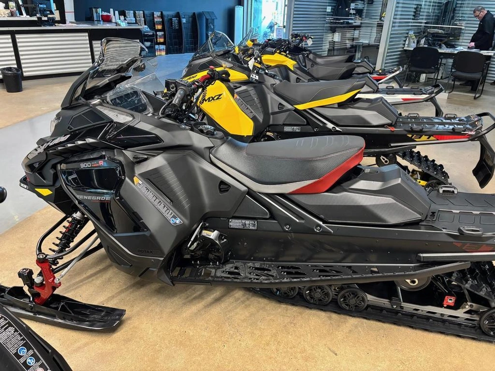 Ski-doo Renegade Enduro 900r 2025 alt