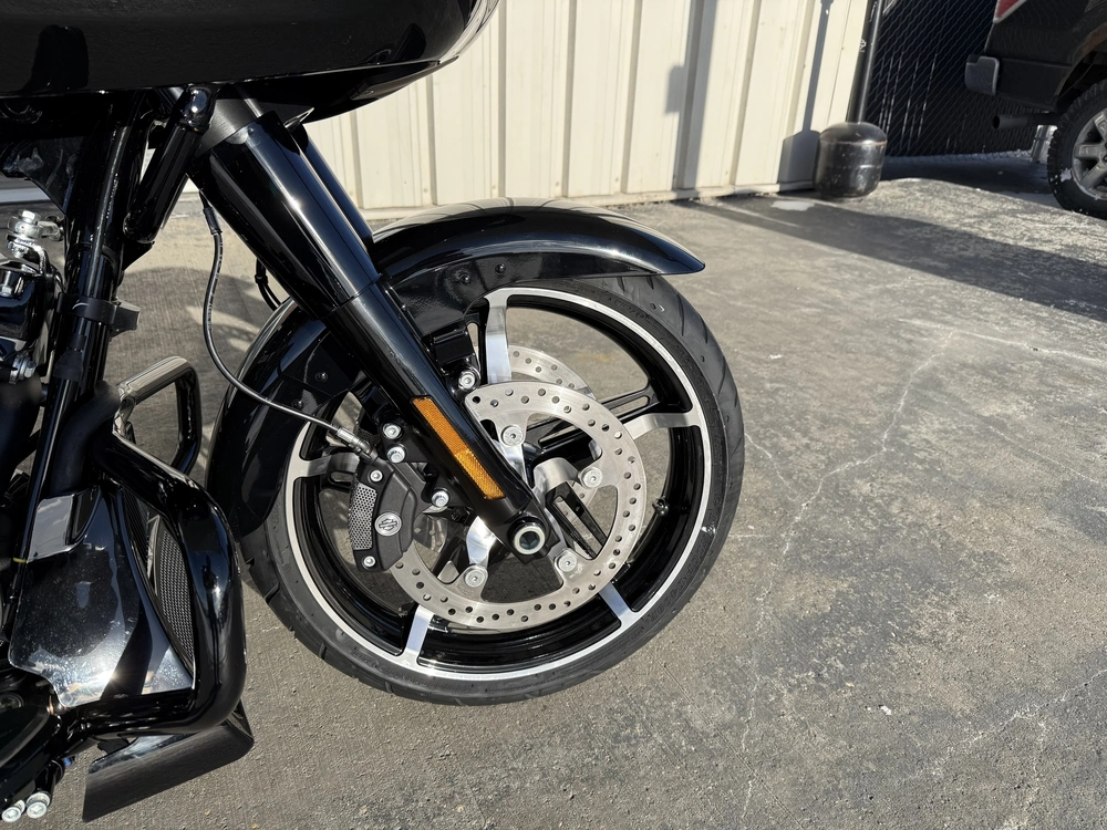 2026 Harley-davidson Road Glide alt