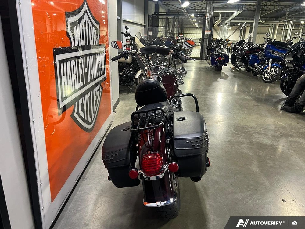 2022 Harley-davidson Flhcs Heritage Classic 114 alt