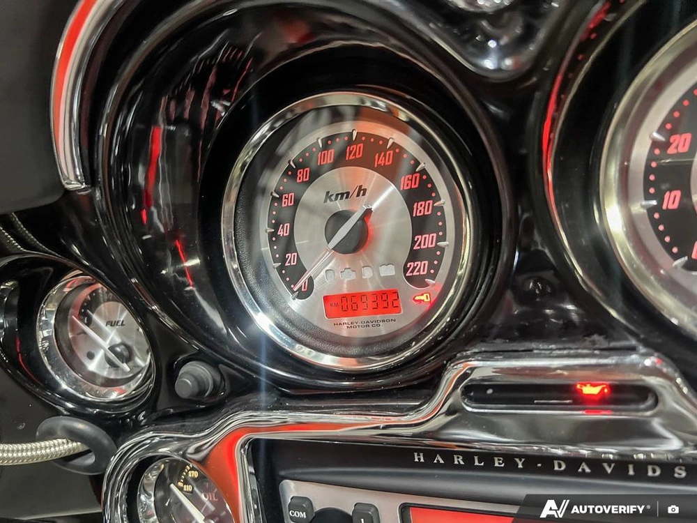 2006 Harley-davidson Flhtcuse Cvo Ultra Classic alt