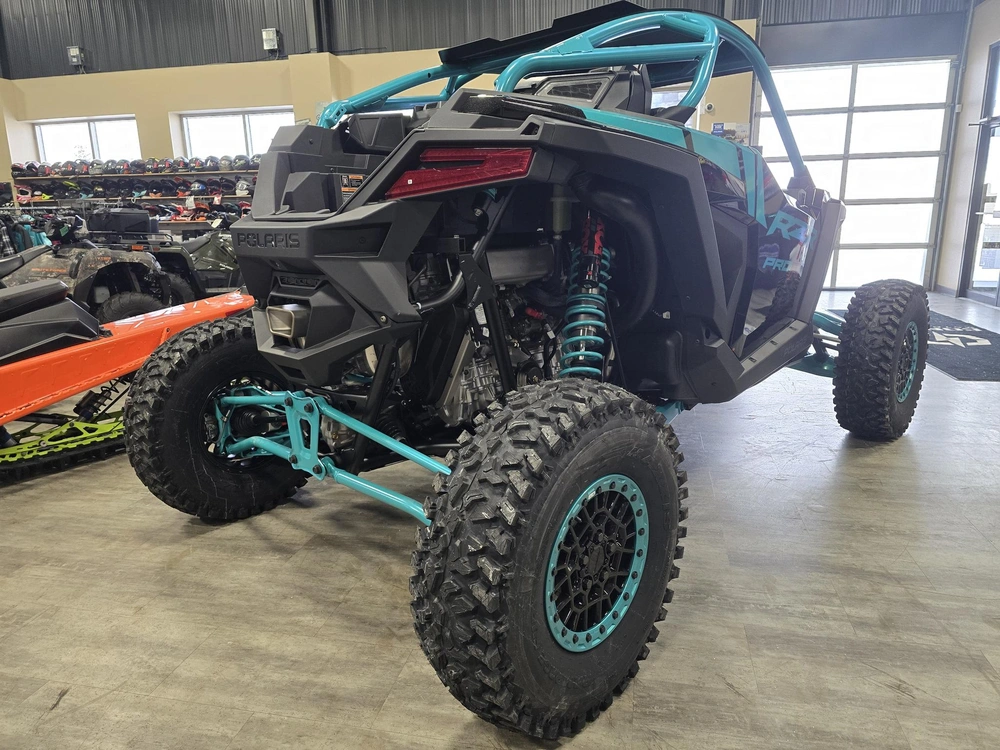 2025 Polaris Rzr Pro R Ult alt