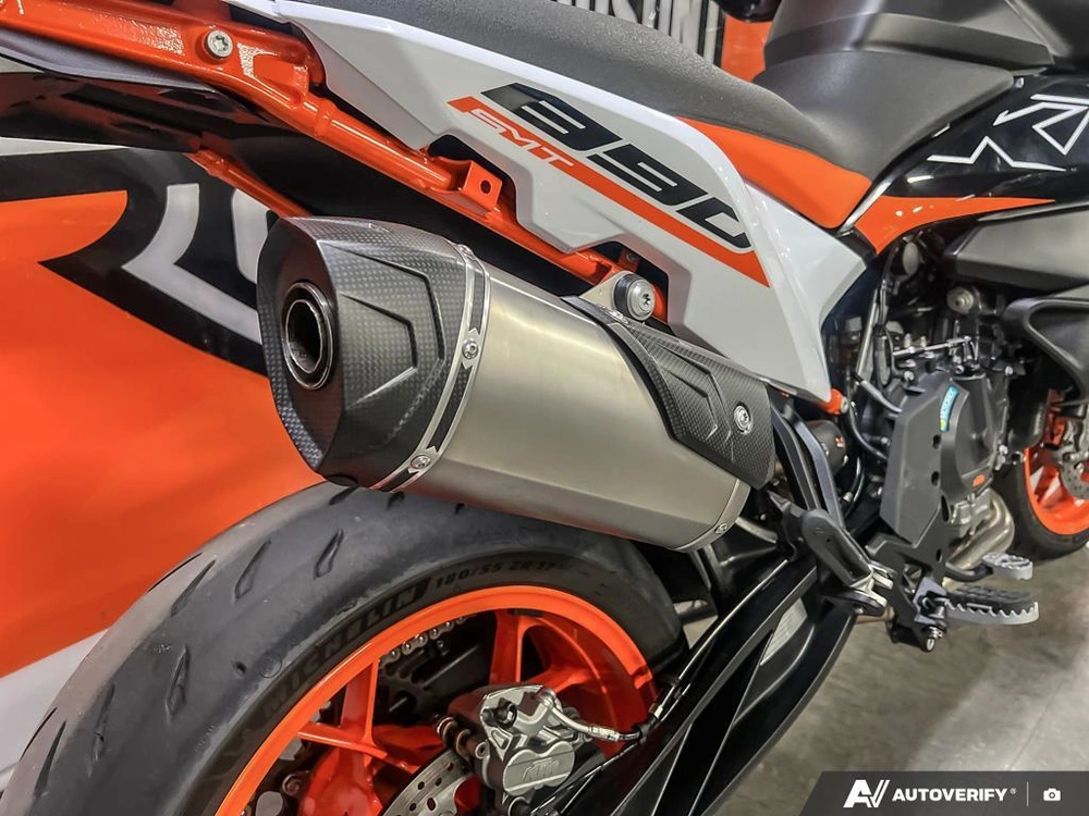 2024 Ktm 890 Smt alt