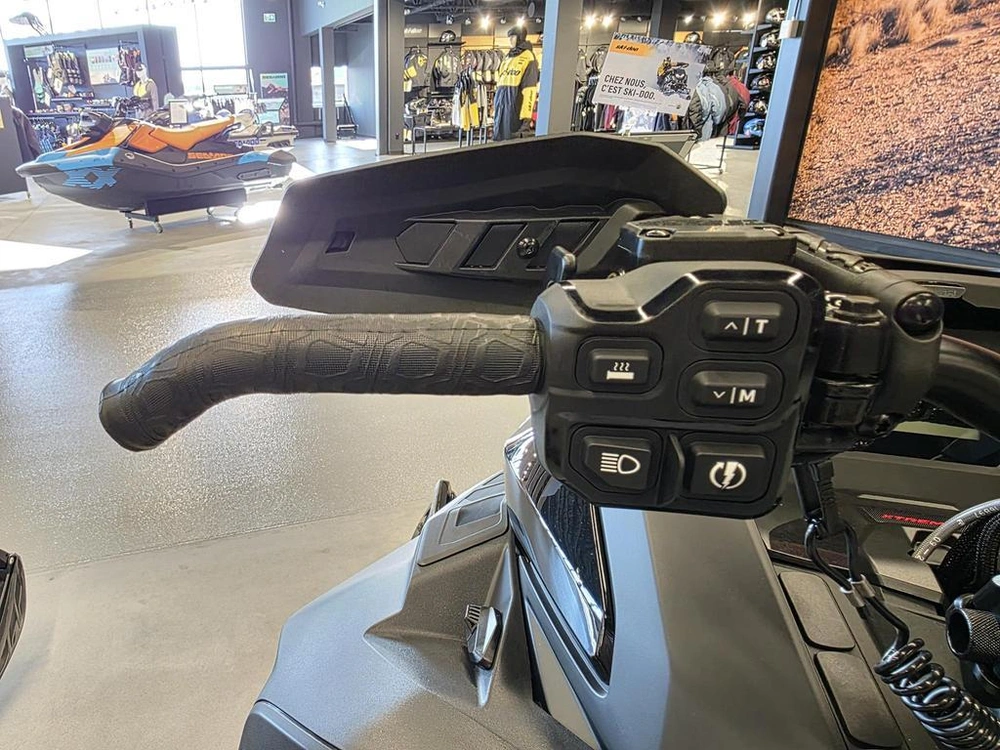 Ski-doo Expedition Xtreme 850 2026 alt