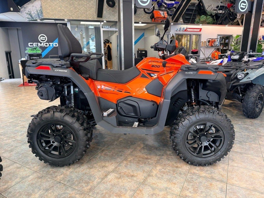 2025 Cfmoto Cforce 800 Touring alt