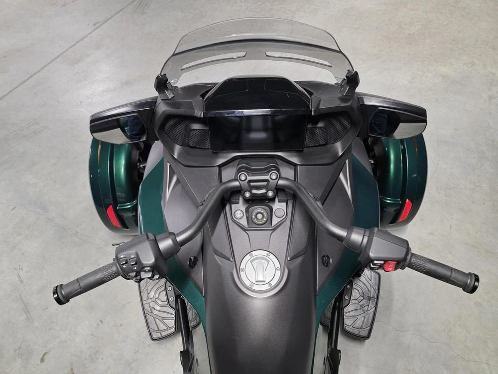 Can-am F3 Limited Special Series 2025 alt