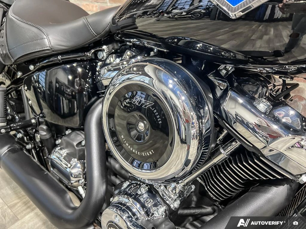 2025 Harley-davidson Flhc - Heritage Classic alt