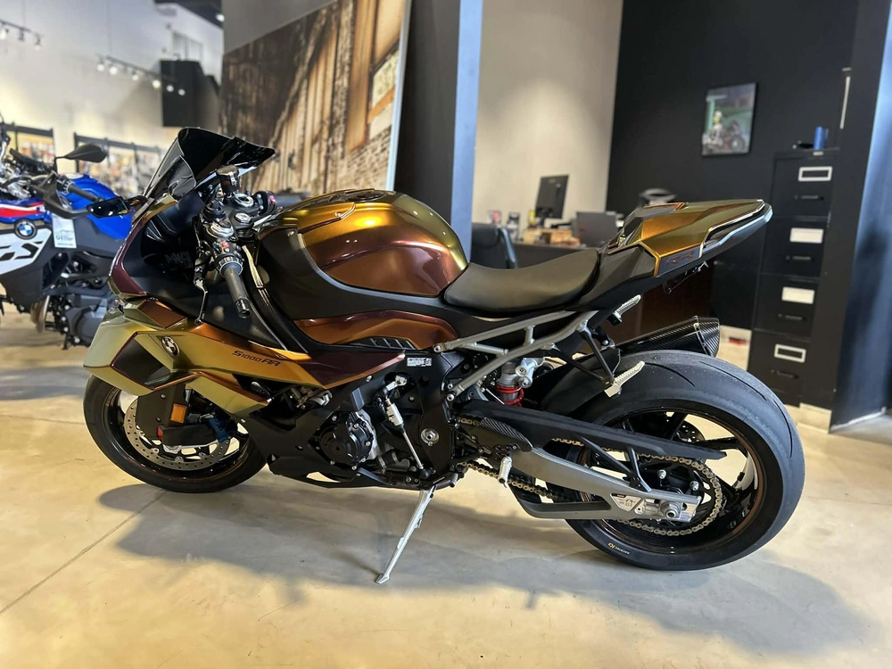 Bmw S1000rr 2025 alt