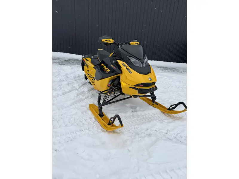 2025 Ski-Doo MXZ COMPETITION 850 TURBO Smart Shocks
