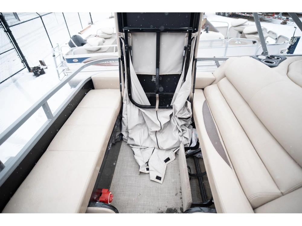 2016 Regency 254dl3 alt