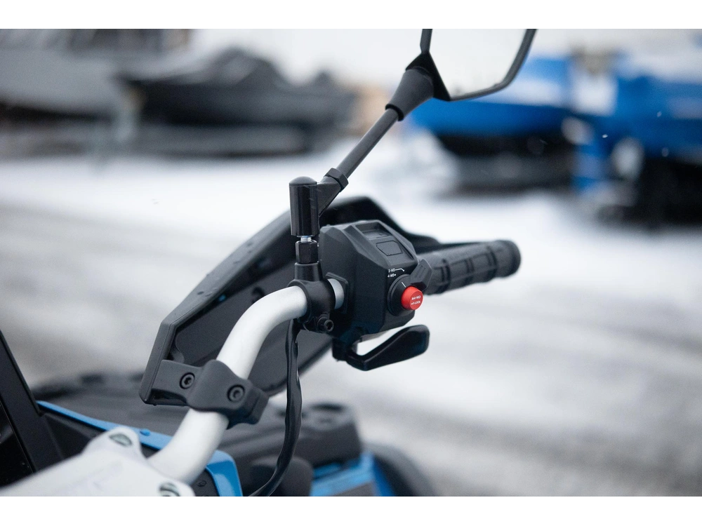 2026 Cfmoto Cforce 800 Touring alt