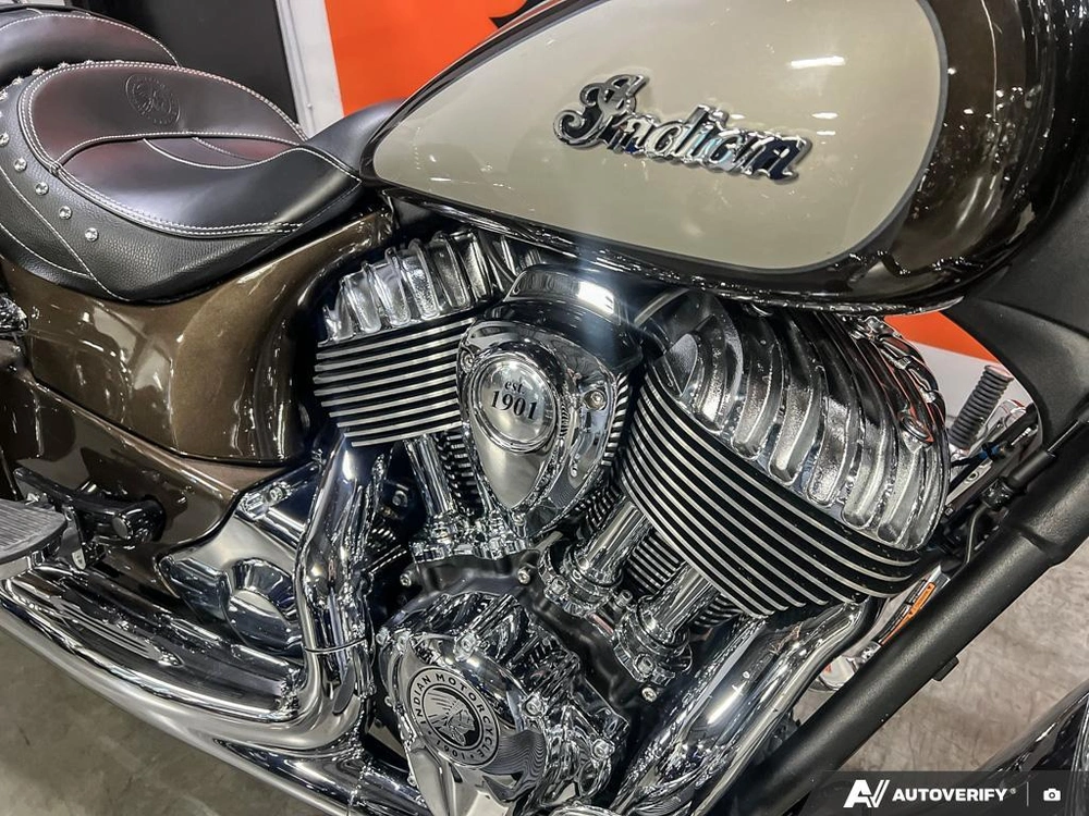 2024 Indian Motorcycle Springfield® Bronze Pearl/silver Qurtz alt