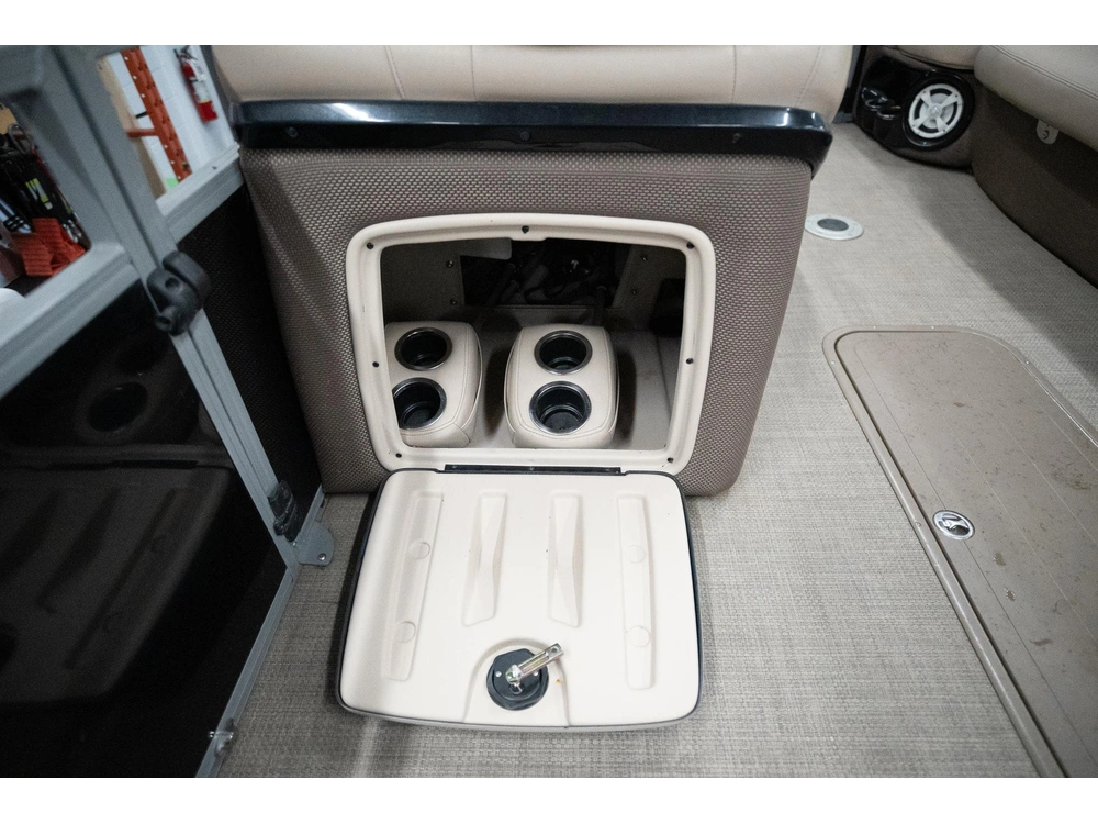 2016 Regency 254dl3 alt