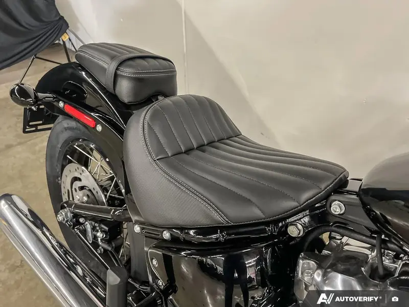 2025 Harley-Davidson FXBB - Street Bob® thumbnail 21