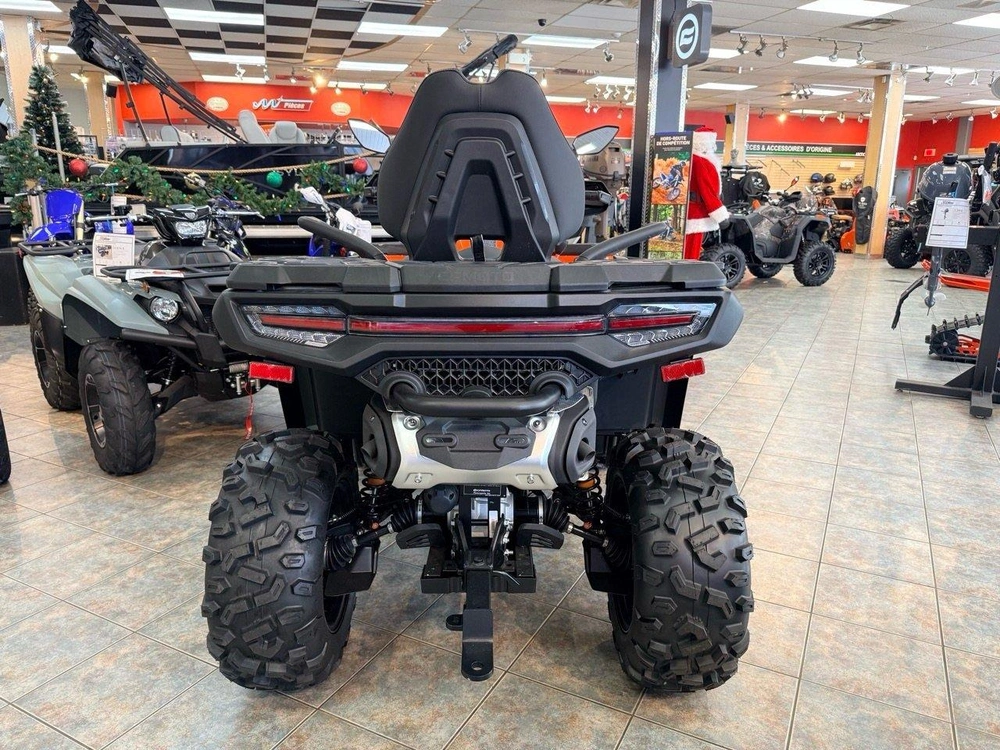 2025 Cfmoto Cforce 800 Touring alt