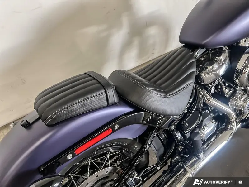 2025 Harley-Davidson FXBB - Street Bob® thumbnail 21