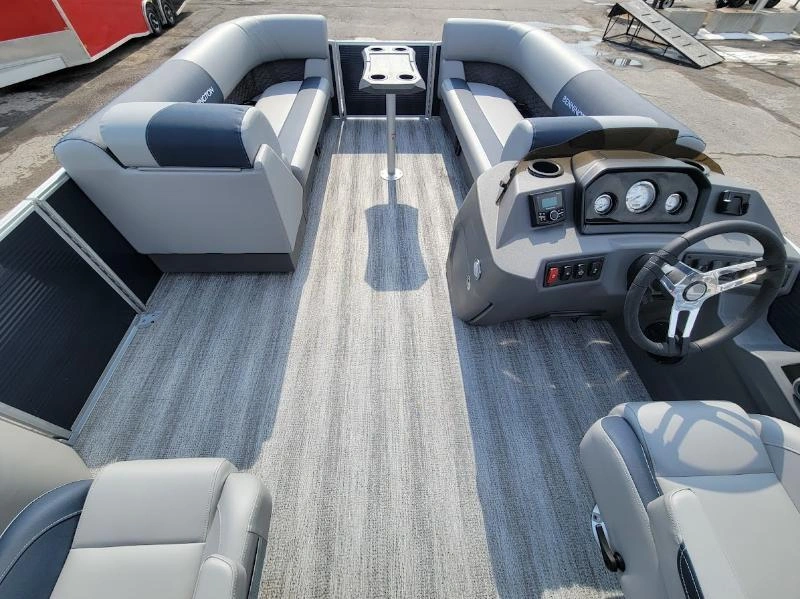 2025 Bennington Marine S21 Stern Radius 3t Express alt