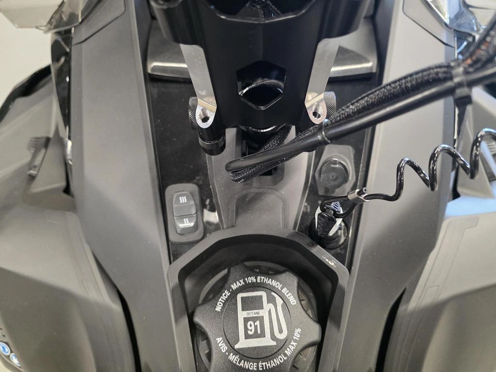 Ski-doo Renegade Enduro 900 Ace Turbo R 2025 alt