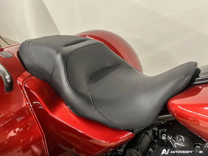 Harley-Davidson FLTRT - Road Glide® 3 2025