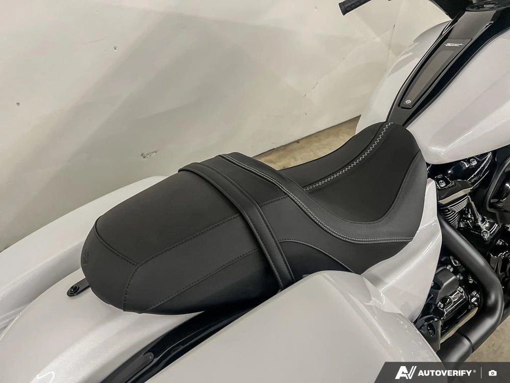 2025 Harley-davidson Flhx - Street Glide® alt