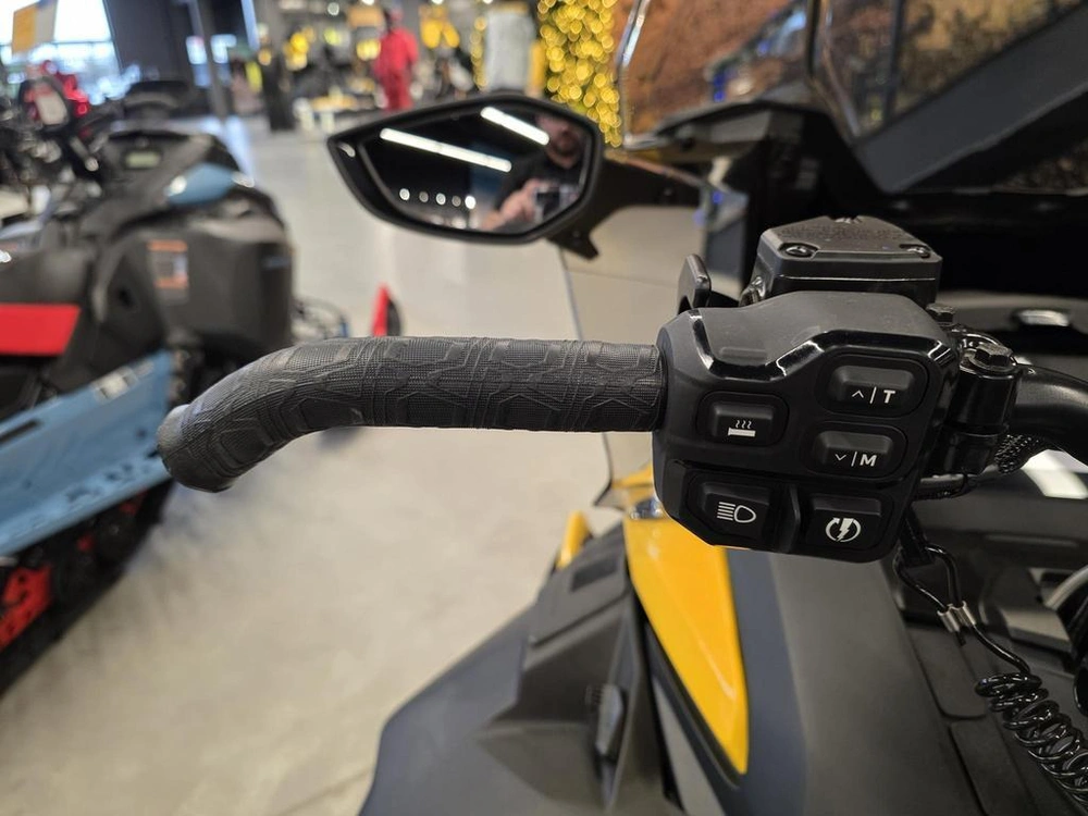 Ski-doo Expedition Le 24 Po 900 Ace Turbo 2026 alt