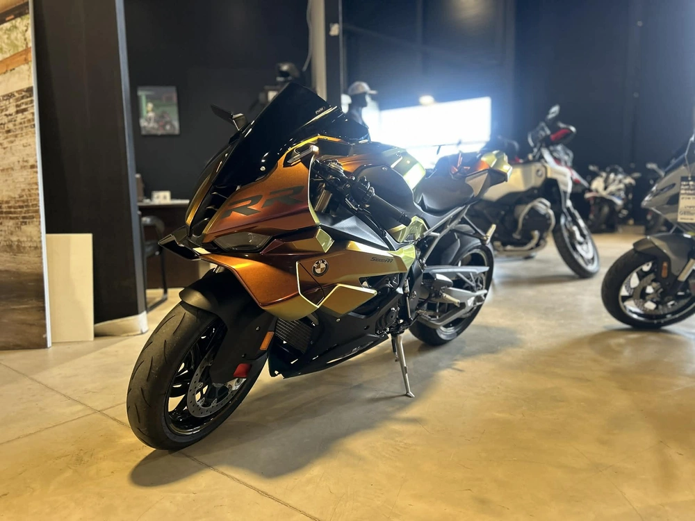Bmw S1000rr 2025 alt