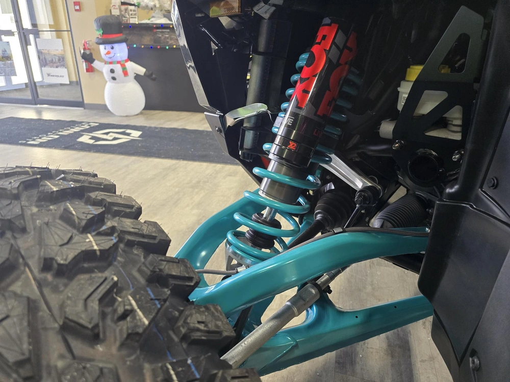 2025 Polaris Rzr Pro R Ult alt