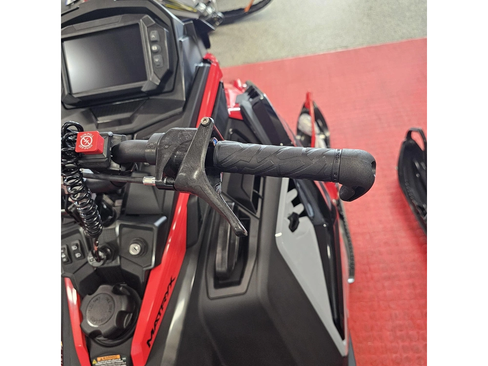 2025 Polaris 850 Rmk Khaos 155 alt