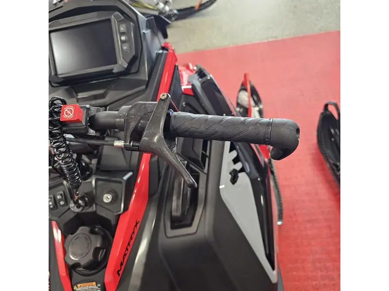 2025 Polaris 850 RMK KHAOS 155