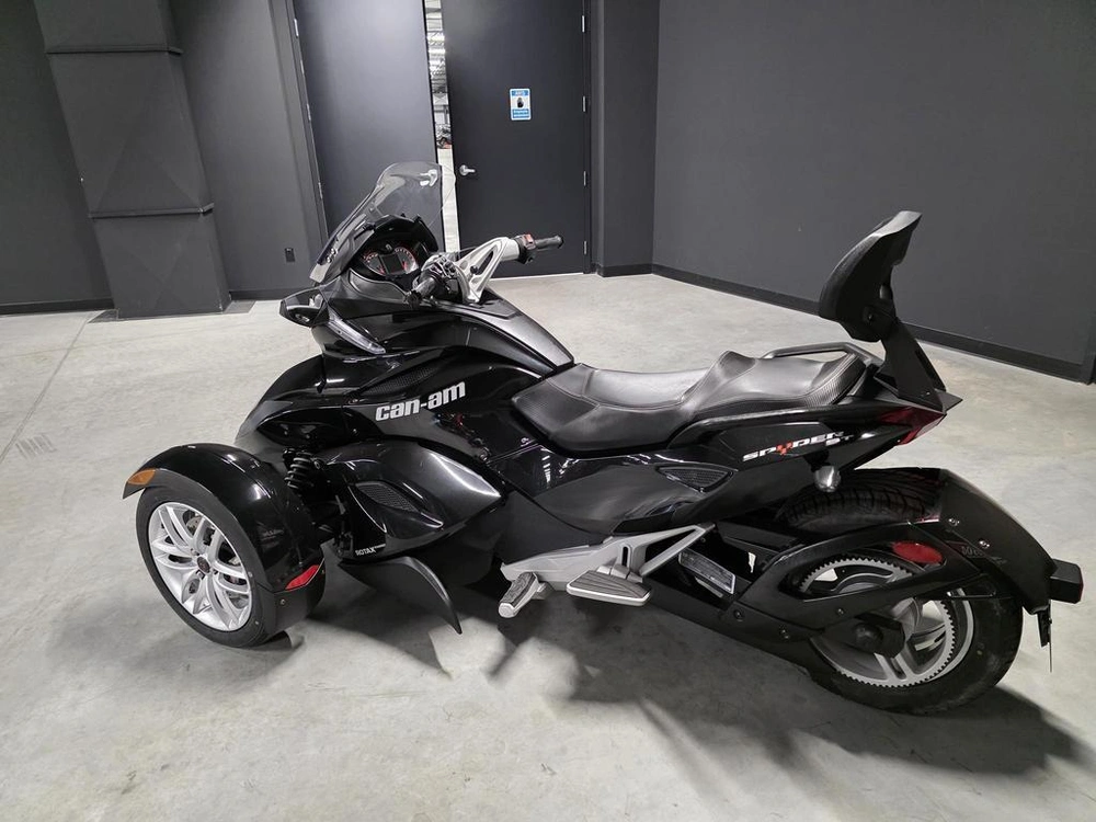 Can-am Spyder St Se5 2013 alt